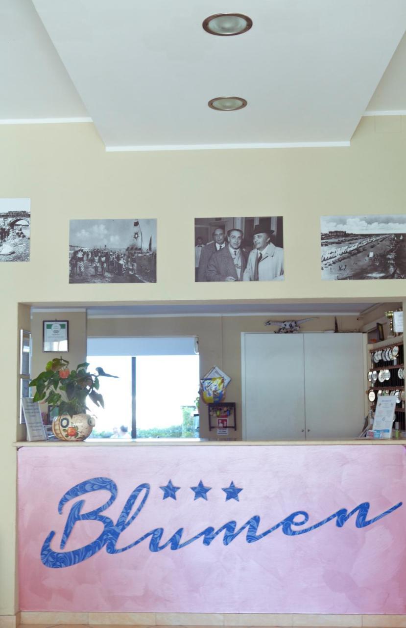 Hotel Blumen Rimini Esterno foto